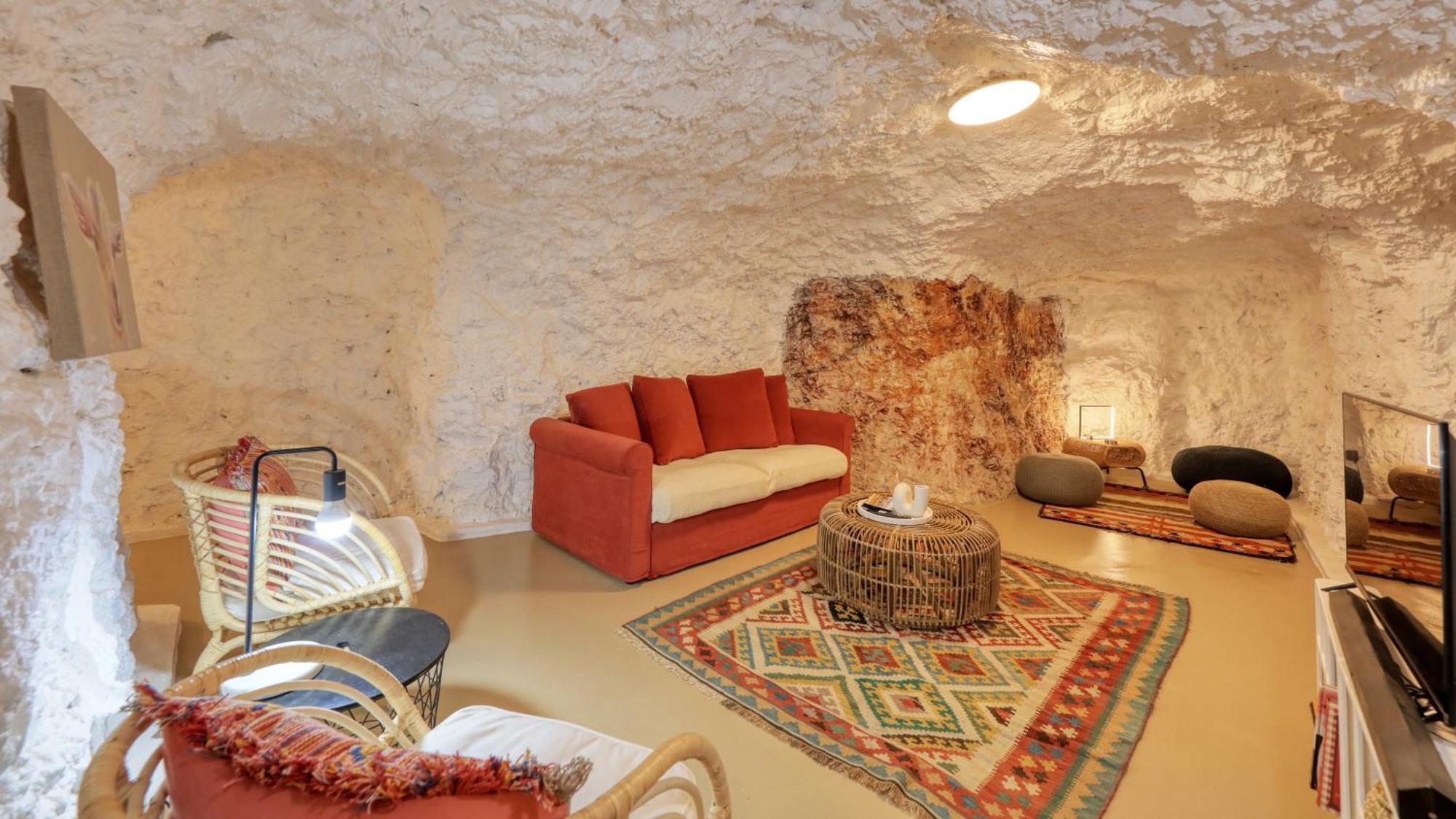 White Cliffs Accommodation -Daybreak Dugout - Unique Cave House Экстерьер фото